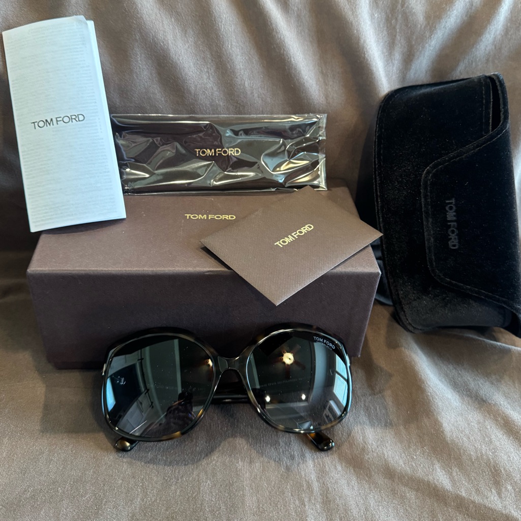 Tom Ford Tortoise Shell Frame Sunglasses W/Box, Case, Cleaning Cloth & Card